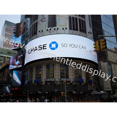 Le mur vidéo à LED incurvé affiche une luminosité élevée pour un espace d'événement ou de divertissement amélioré