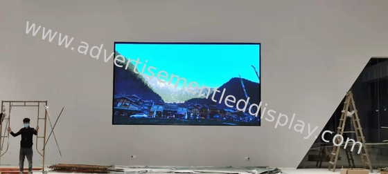6500K-9500K Affichage LED publicitaire intérieur à 60 degrés