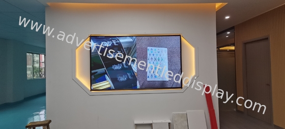 Panneau d'affichage publicitaire LED intérieur Conception personnalisée pour le commerce de détail et les événements