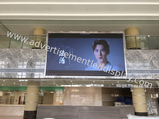 P6.67 Oem 1920hz Panneau publicitaire à LED monté sur le mur