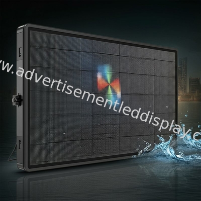 Écran LED en fer IP65 La solution ultime pour les publicités extérieures dynamiques Lumière 6000cd