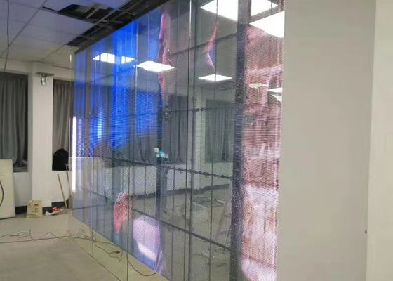 L'écran à LED en verre transparent P5.21 asynchrone RGB